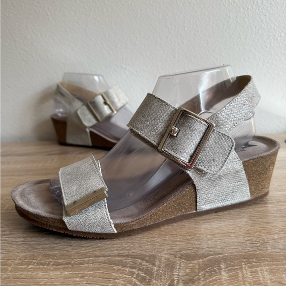 Mephisto Morgana wedge sandals silver leather Women’s Sz 41/11 - Picture 5 of 9